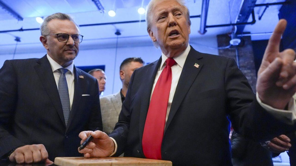 Continúan las controvertidas designaciones de Donald Trump.