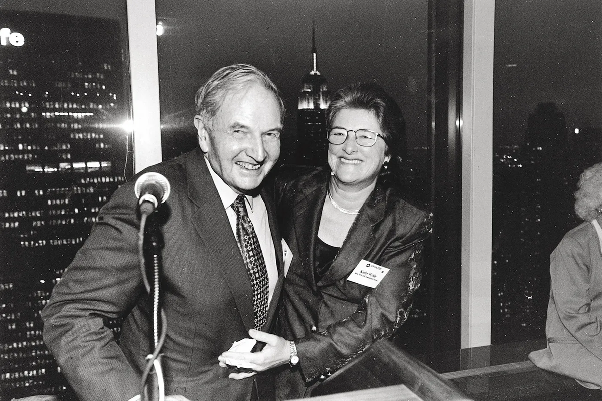 Kathy Wylde y David Rockefeller. Kathy Wylde y David Rockefeller.