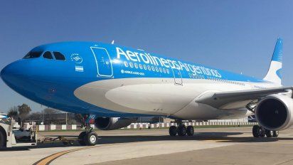 Aerolíneas Argentinas: Crece el debate por su privatización