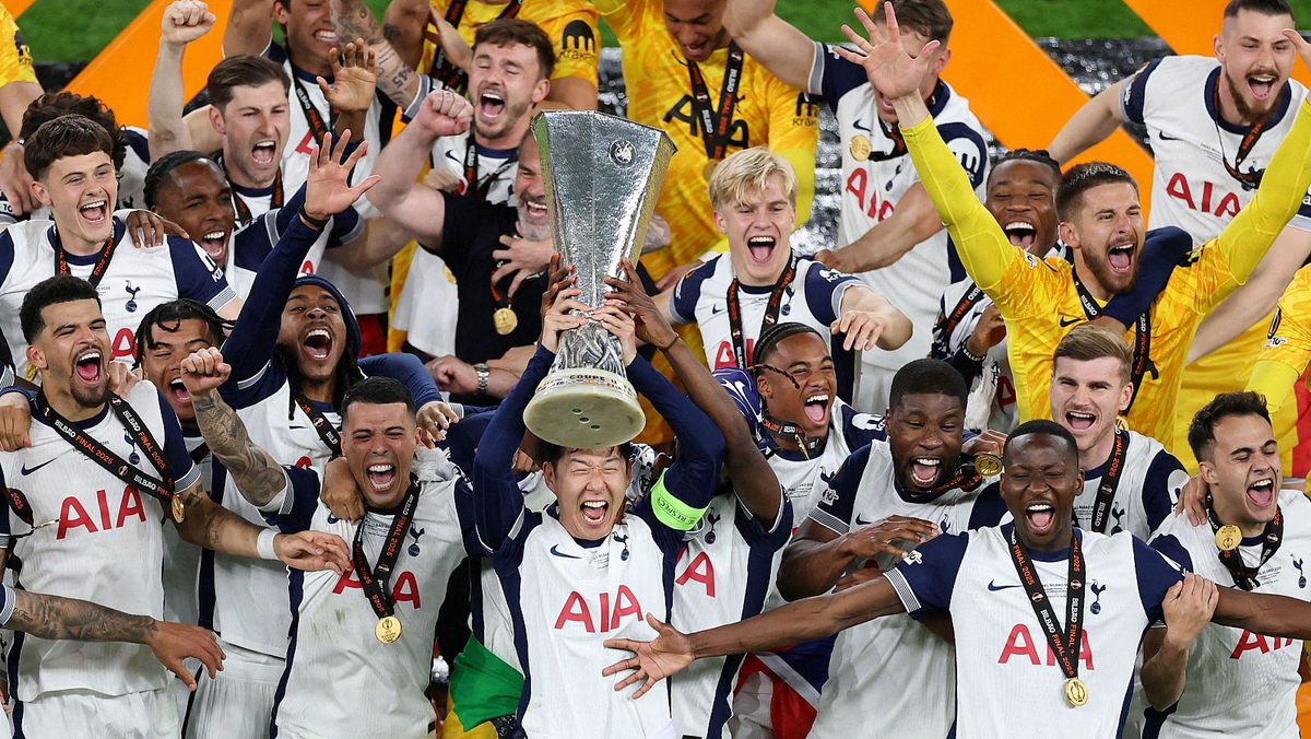 Los Spurs tuvieron también una mala temporada, pero la maquillaron con la obtención de la Europa League. Los Spurs tuvieron también una mala temporada, pero la maquillaron con la obtención de la Europa League.