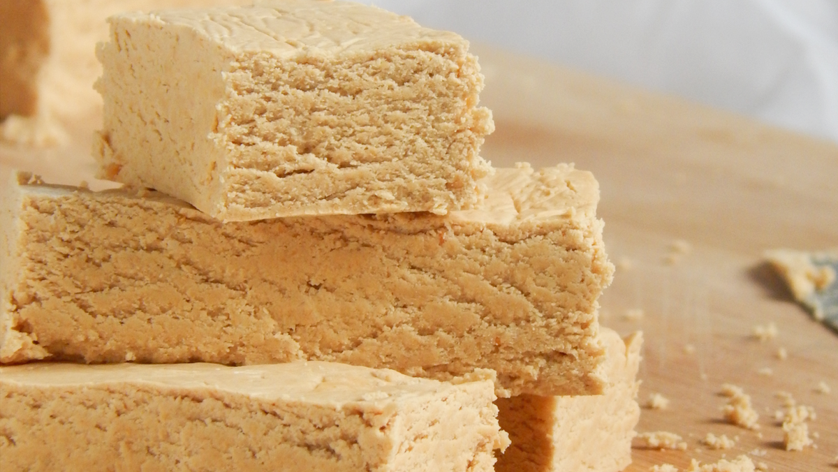 El mantecol es un alimento hecho a base de pasta de maní.