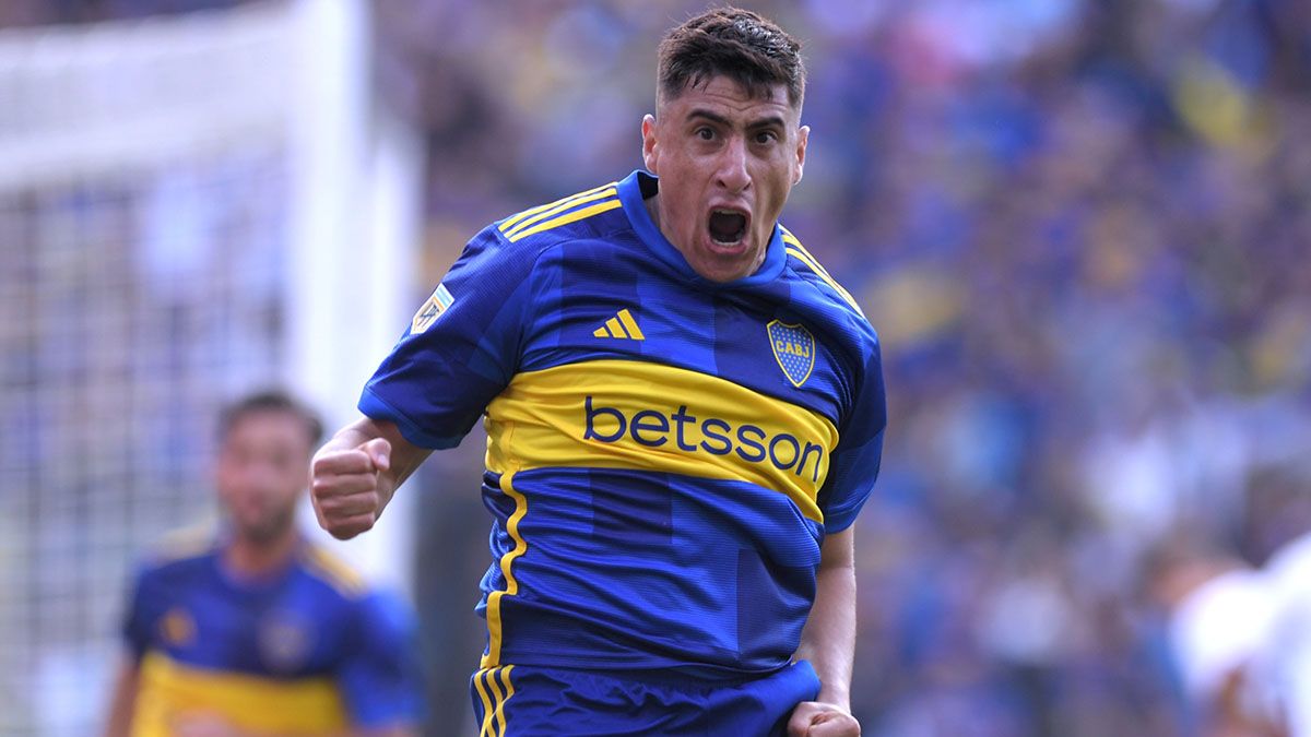 Miguel Ángel Merentiel festeja gol de la victoria de Boca Juniors, de penal, frente a Newell’s Old Boys de Rosario, en La Bombonera, por la fecha 13 de la Zona B de la Copa de la Liga Profesional 2023. (Foto: Gentileza: Télam)