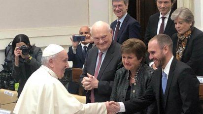 Gira por Europa: En medio de rumores, Guzmán será recibido por Francisco