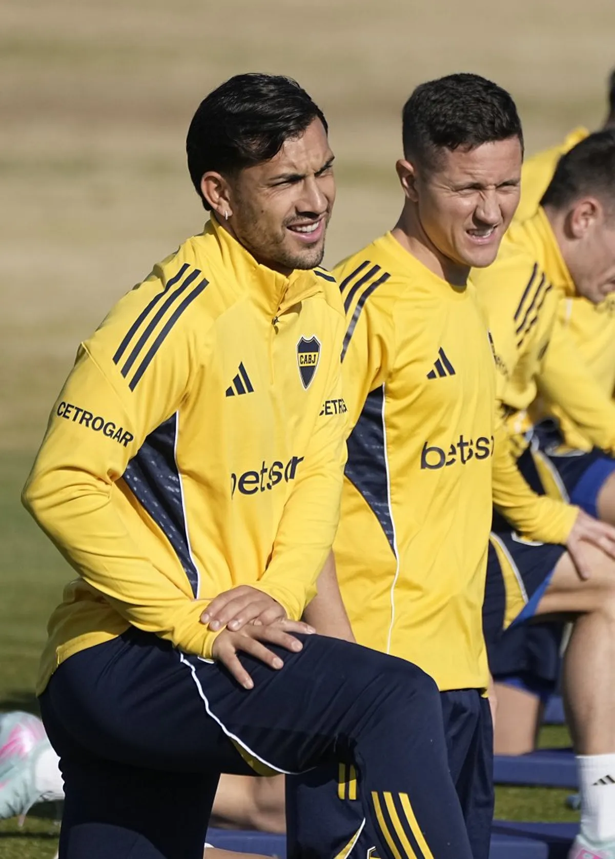 Paredes y Ander Herrera, dos viejos conocidos del Paris Saint-Germain, ahora en Boca Juniors. Paredes y Ander Herrera, dos viejos conocidos del Paris Saint-Germain, ahora en Boca Juniors.