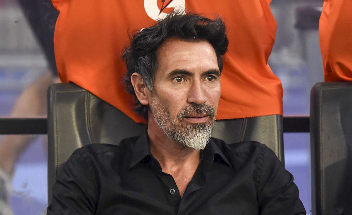 Eduardo Domínguez, entrenador de Estudiantes Eduardo Domínguez, entrenador de Estudiantes