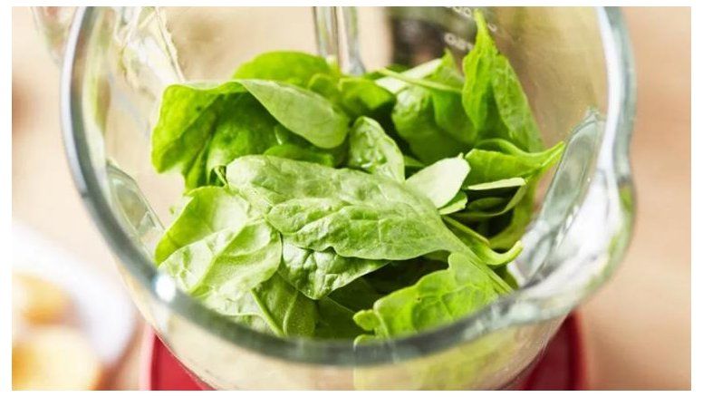 Jugo de espinaca: 5 beneficios comprobados por la ciencia