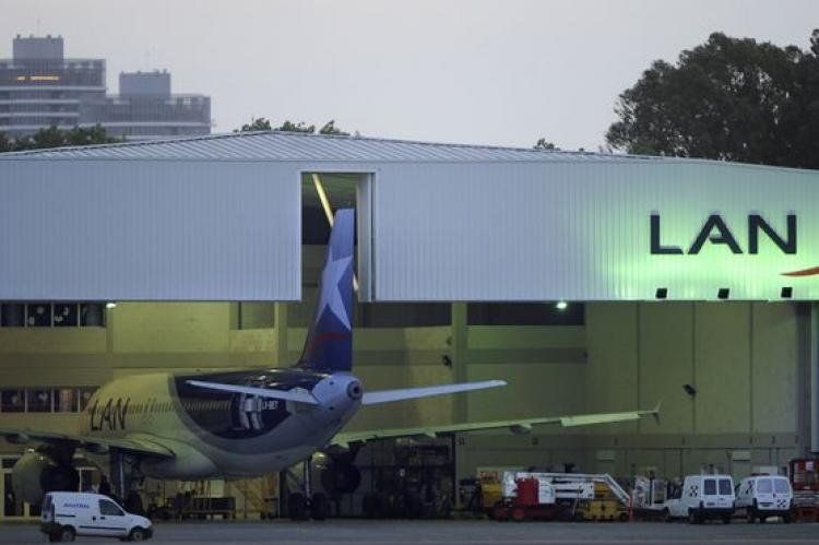 El hangar de la discordia.