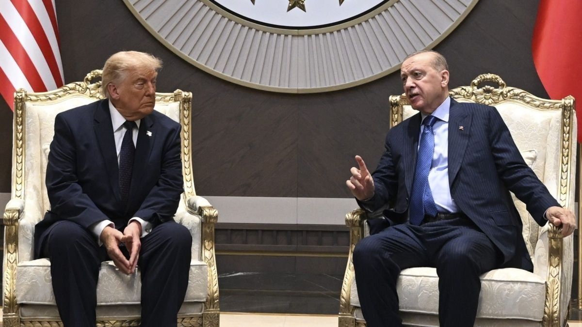 Donald Trump junto al presidente turco en Ankara, con motivo de la celebración de la cumbre de la OTAN en la capital turca.