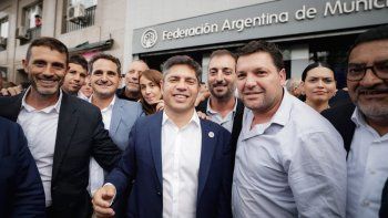 Lazos con Axel Kicillof. Lazos con Axel Kicillof.