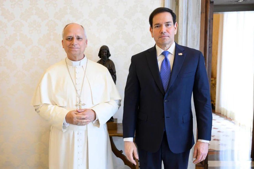 El Papa León y Rubio en el Vaticano el jueves El Papa León y Rubio en el Vaticano el jueves
