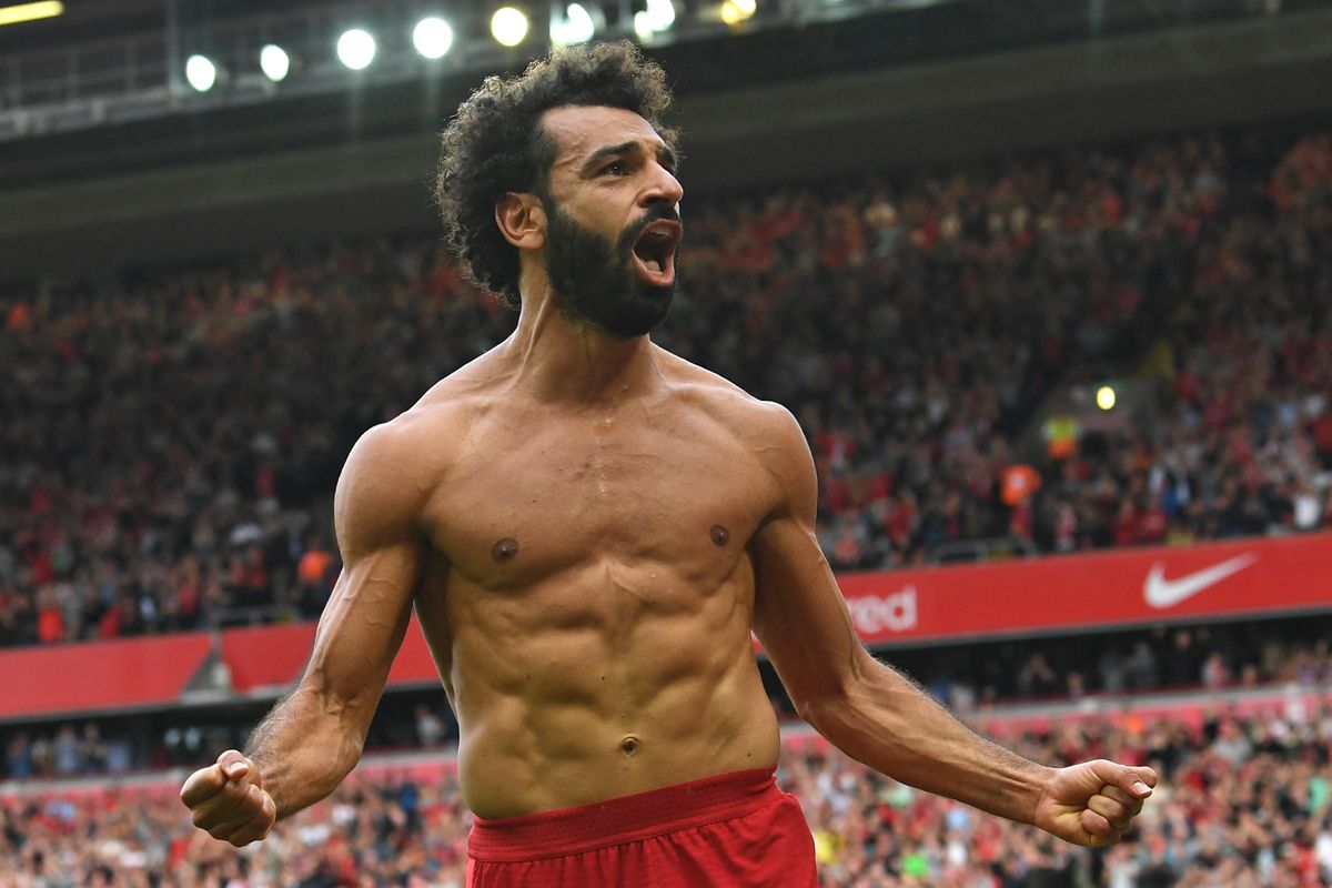 Mohamed Salah completa el top 5. El pasado 12 de septiembre, alcanzó los 100 goles en el Liverpool. Foto: AFP.