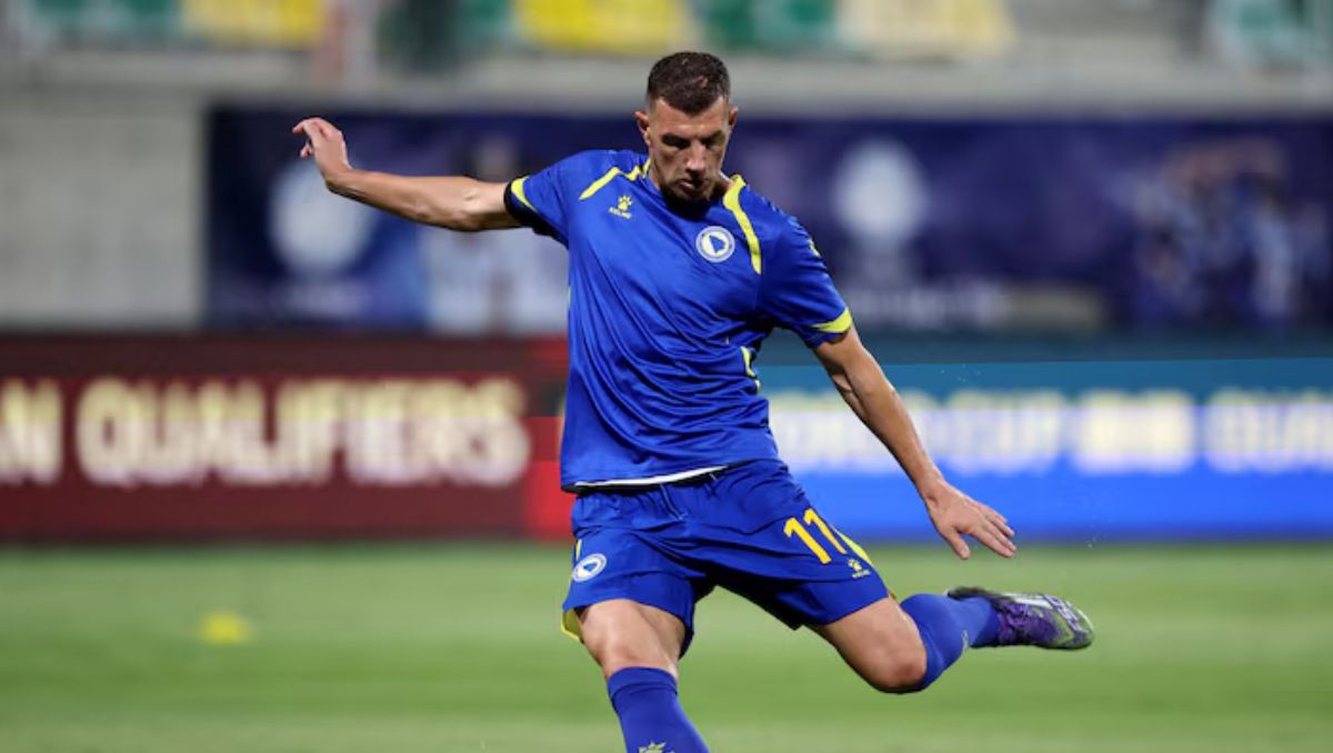Edin Dzeko. Edin Dzeko.