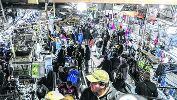 El sindicato de trabajadores de feria SUTFRA, sobre el que tomó la decisión Sandra Pettovello, viene de transitar varios días de incertidumbre. El sindicato de trabajadores de feria SUTFRA, sobre el que tomó la decisión Sandra Pettovello, viene de transitar varios días de incertidumbre.