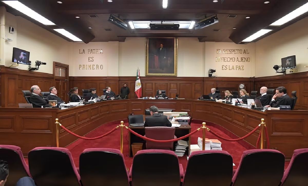 México da salida a la Corte Suprema convencional y elige a una nueva y polémica Corte.
