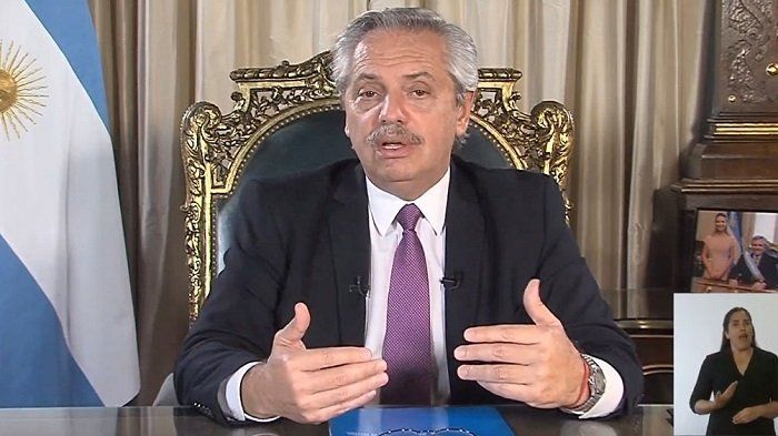Alberto Fernández realizó su primera cadena nacional.