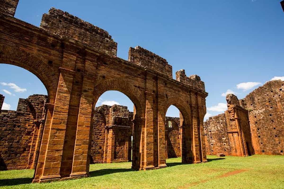 Las ruinas jesuitas de San Ignacio, Uruguay son de las más visitadas.