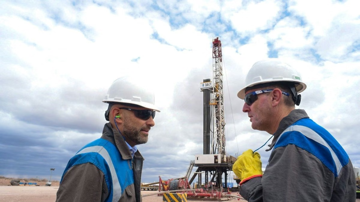 La Provincia avanza como pieza clave del sector energ&eacute;tico nacional: m&aacute;s de 350 empresas de Santa Fe ya son proveedoras de Vaca Muerta.