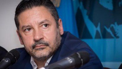 Menéndez informó que tiene coronavirus y Magario se autoaisló