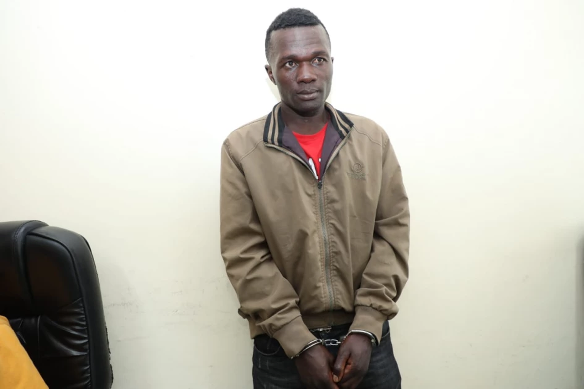 El presunto psicópata de Kenia, Collins Jomaisi Khalisia. El presunto psicópata de Kenia, Collins Jomaisi Khalisia.