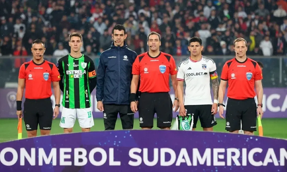 colo colo12.webp
