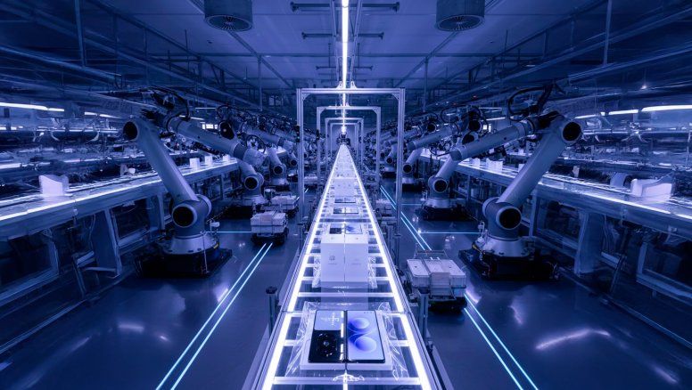 100% real: La fábrica de Xiaomi que produce 60 celulares por minuto sin empleados