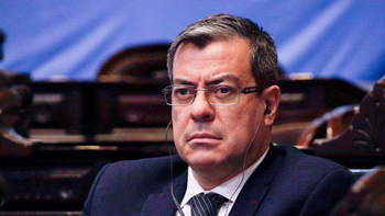 El presidente del bloque del FdT en la Cámara Baja Germán Martínez volvió a afirmar que no descartan citar a los miembros de la CSJN. El presidente del bloque del FdT en la Cámara Baja Germán Martínez volvió a afirmar que no descartan citar a los miembros de la CSJN.