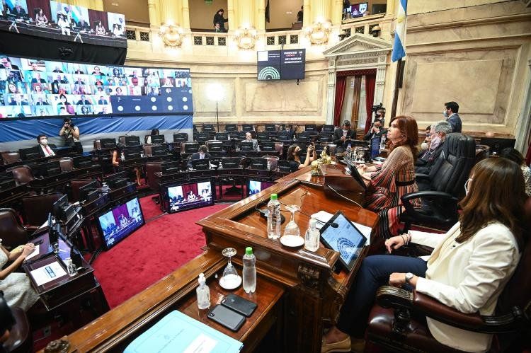 El oficialismo confía en que saldrá la ley del aborto legal.