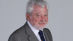 Hasta no hace tanto tiempo desplegaba sus polémicas columnas en un canal de noticias Hasta no hace tanto tiempo desplegaba sus polémicas columnas en un canal de noticias