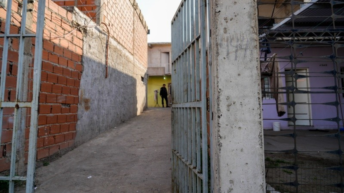 El pasillo donde se encontraban las viviendas. (Fuente: Rosario3) El pasillo donde se encontraban las viviendas. (Fuente: Rosario3)