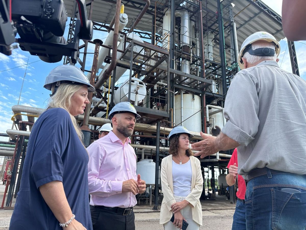 La provincia de Santa fe concentra el 82% de la producción de biocombustibles de Argentina. La provincia de Santa fe concentra el 82% de la producción de biocombustibles de Argentina.