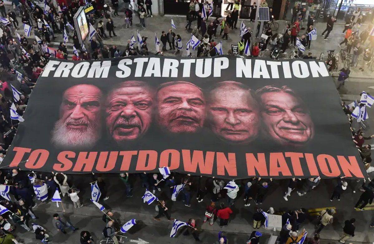 Israel ya se compara con otros gobiernos autoritarios.