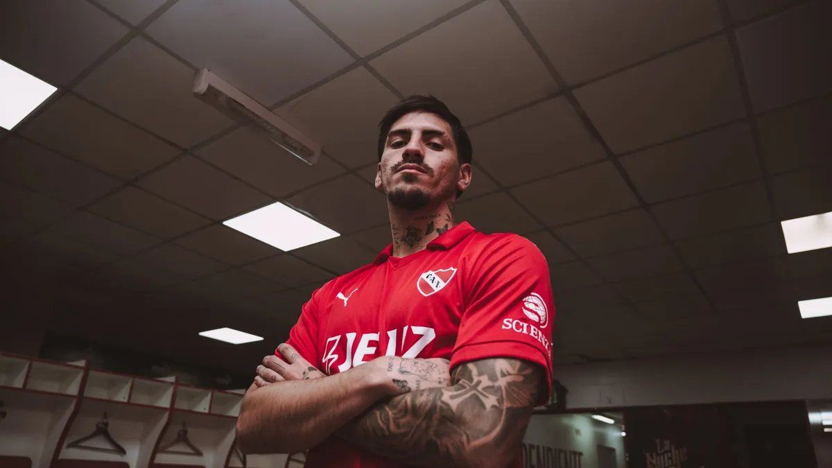 ¿Interna en Independiente entre Gustavo Quinteros y Kevin Lomónaco?