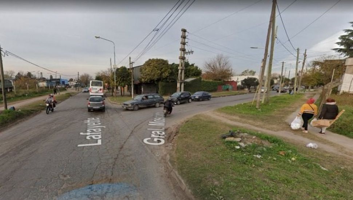 La esquina de Merlo donde fue baleado el joven de 16 años