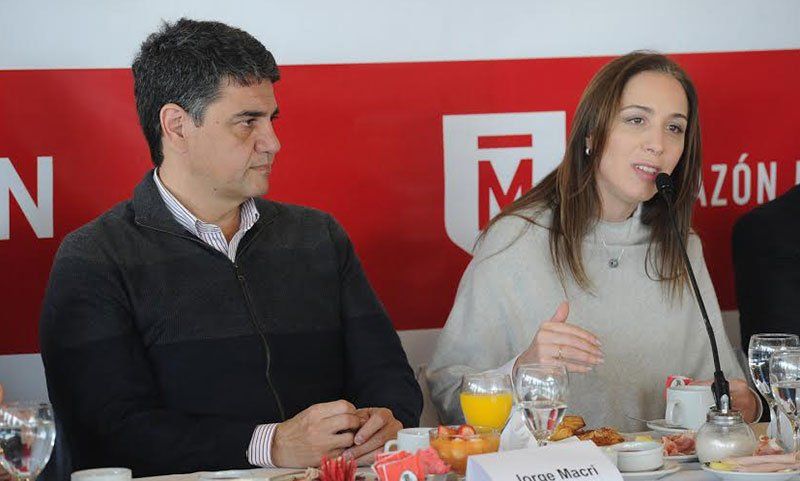 María Eugenia Vidal y Jorge Macri en Morón.