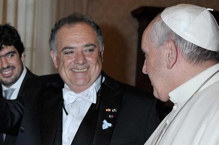 eduardo valdes papa francisco.jpg