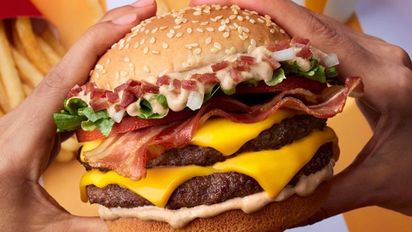 No era solo Vaca Muerta: YPF promete revolucionar las hamburguesas y destronar a McDonald's