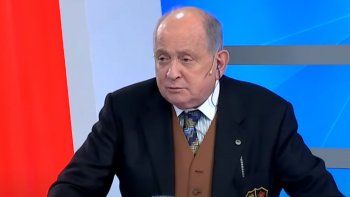 Chiche Gelblung, con pocas pulgas en Crónica TV. Chiche Gelblung, con pocas pulgas en Crónica TV.