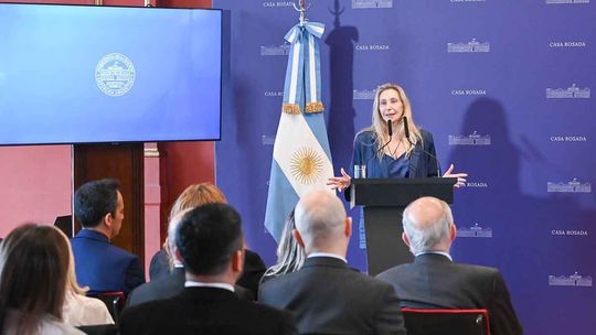 Karina Milei en la reunión del martes 4/11 con legisladores libertarios. Karina Milei en la reunión del martes 4/11 con legisladores libertarios.