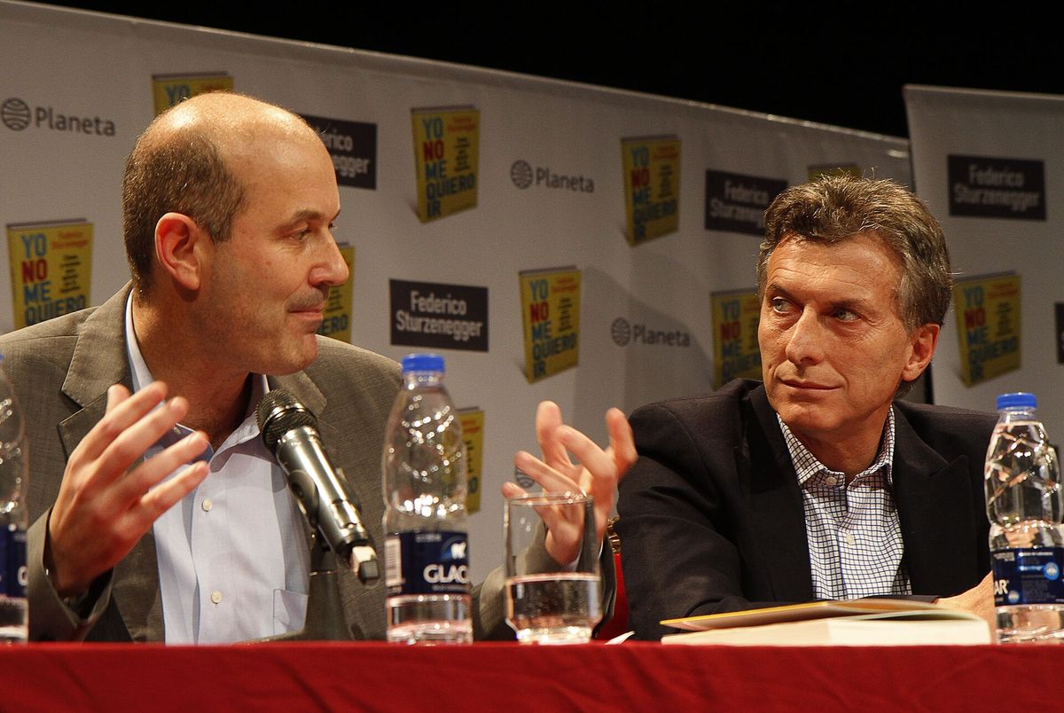 Federico Sturzenegger y Mauricio Macri. Federico Sturzenegger y Mauricio Macri.