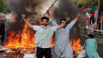 Rebelión popular en Pakistán porarresto de ex primer ministro Rebelión popular en Pakistán porarresto de ex primer ministro