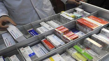 Las prepagas apuntan a los laboratorios por los aumentos en los medicamentos, que encarecen las cuotas de la medicina privada. Las prepagas apuntan a los laboratorios por los aumentos en los medicamentos, que encarecen las cuotas de la medicina privada.