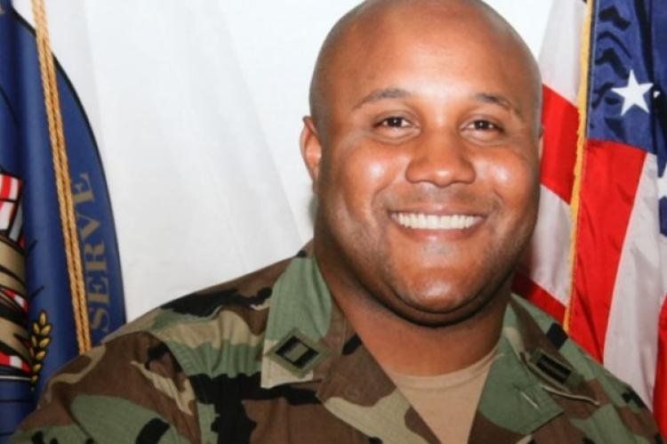Dorner era sospechoso de matar a 4 personas, de herir a 2 policías y de escribir un manifiesto en el que amenazaba a, por lo menos, 40 agentes. Esta confirmación pone punto y final a una búsqueda y captura que ha durado más de 10 días y que ha tenido en j