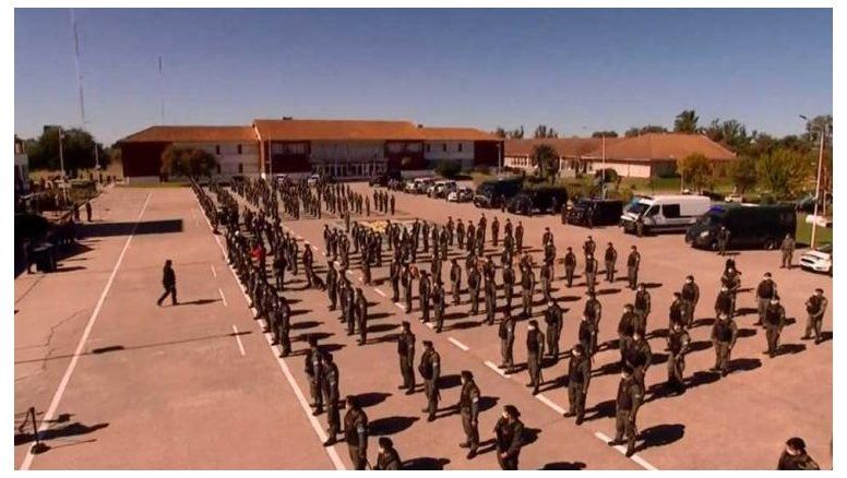 Alberto F. a los gendarmes: 