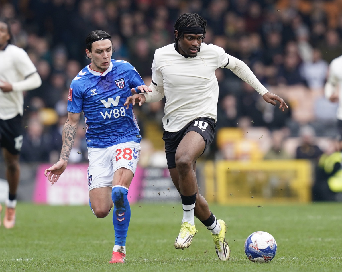Port Vale en el partido donde derrotó a Sunderland por la FA Cup. Port Vale en el partido donde derrotó a Sunderland por la FA Cup.