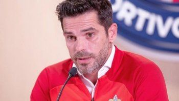 Chivasde Guadalajara explotó de la bronca a raíz de la partida de Fernando Gago aBoca mientras que Federico ‘Pocho’ Insúa se quedaría en México.