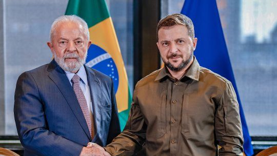 Lula da Silva y Volodymyr Zelensky: cara de pocos amigos.