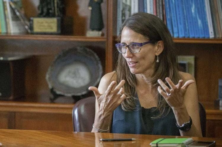elizabeth gomez alcorta.jpg
