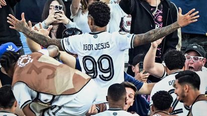 Que viva el fútbol: Botafogo (campeón Conmebol) le ganó a PSG (campeón Champions League)
