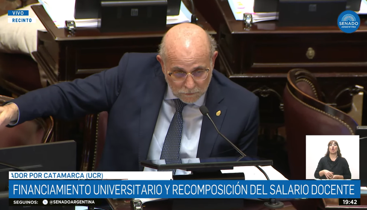 Flavio Fama, senador nacional JxC - UCR / Catamarca. Flavio Fama, senador nacional JxC - UCR / Catamarca.