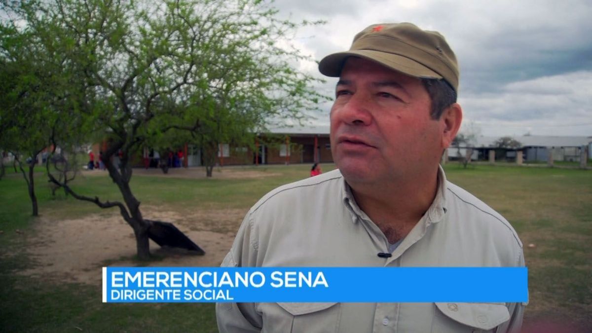El líder piquetero, Emerenciano Sena, muy cercano al gobernador Jorge Capitanich El líder piquetero, Emerenciano Sena, muy cercano al gobernador Jorge Capitanich